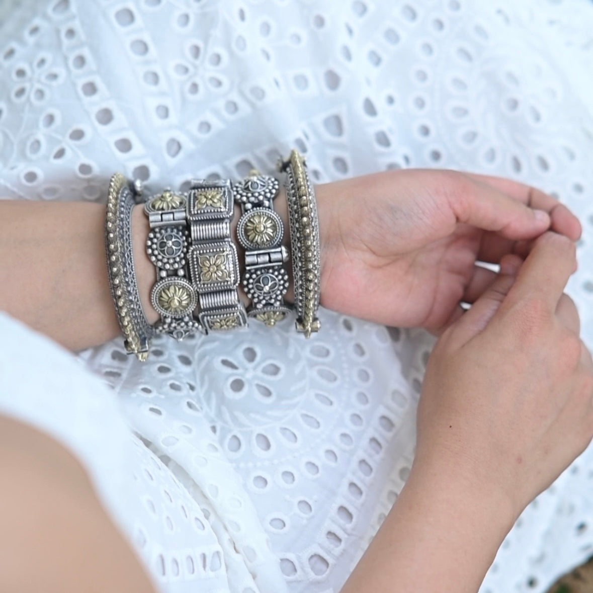 Devi Stack Dual Tone / kada 5-piece Set - Bloom - By Sushmita