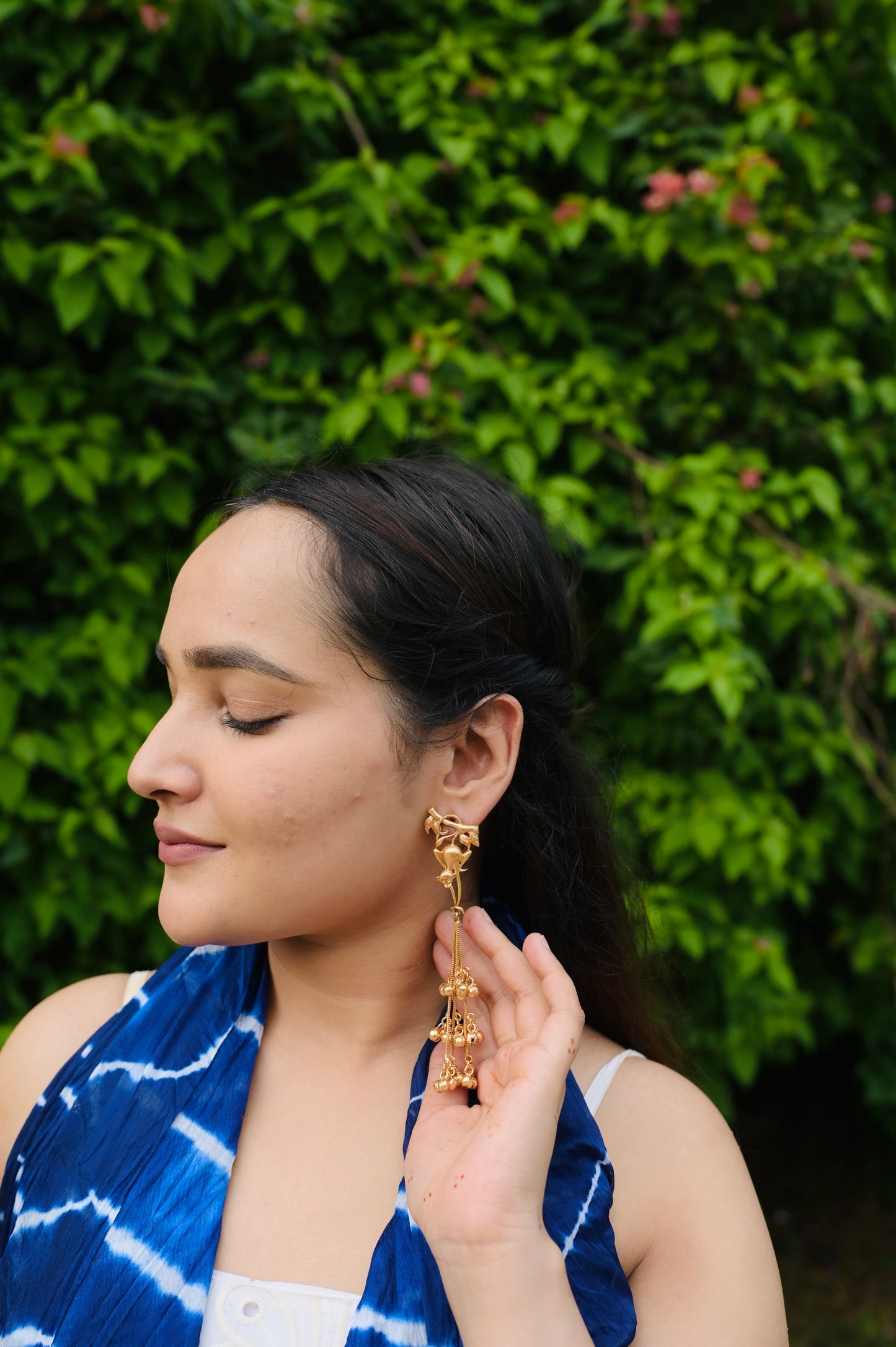 baanar | Golden Ghungru tassel Jhumka Earring