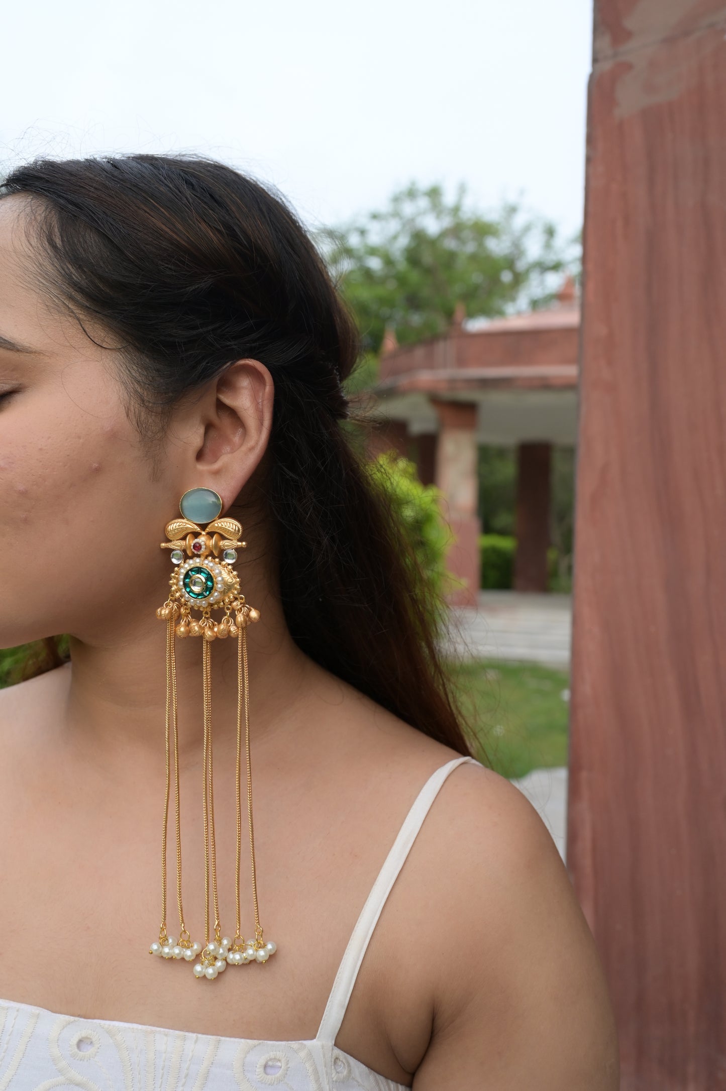 Monalisa Stone Golden Ghungru tassel Jhumka Earring