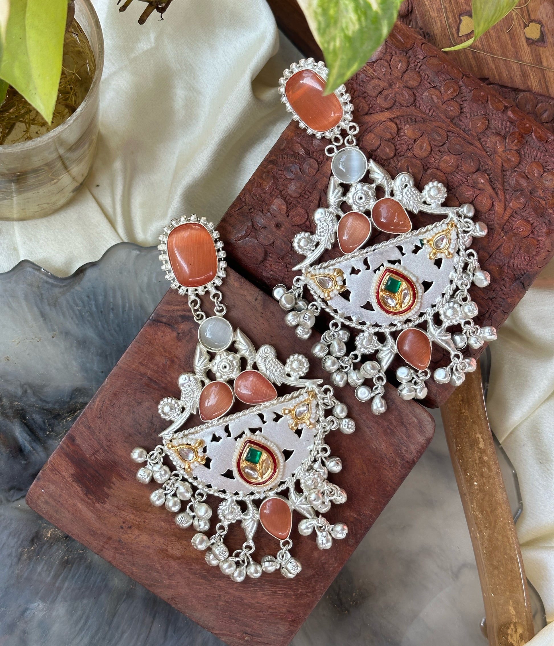 KAFOORI EARRINGS white pearl - Bloom - By Sushmita