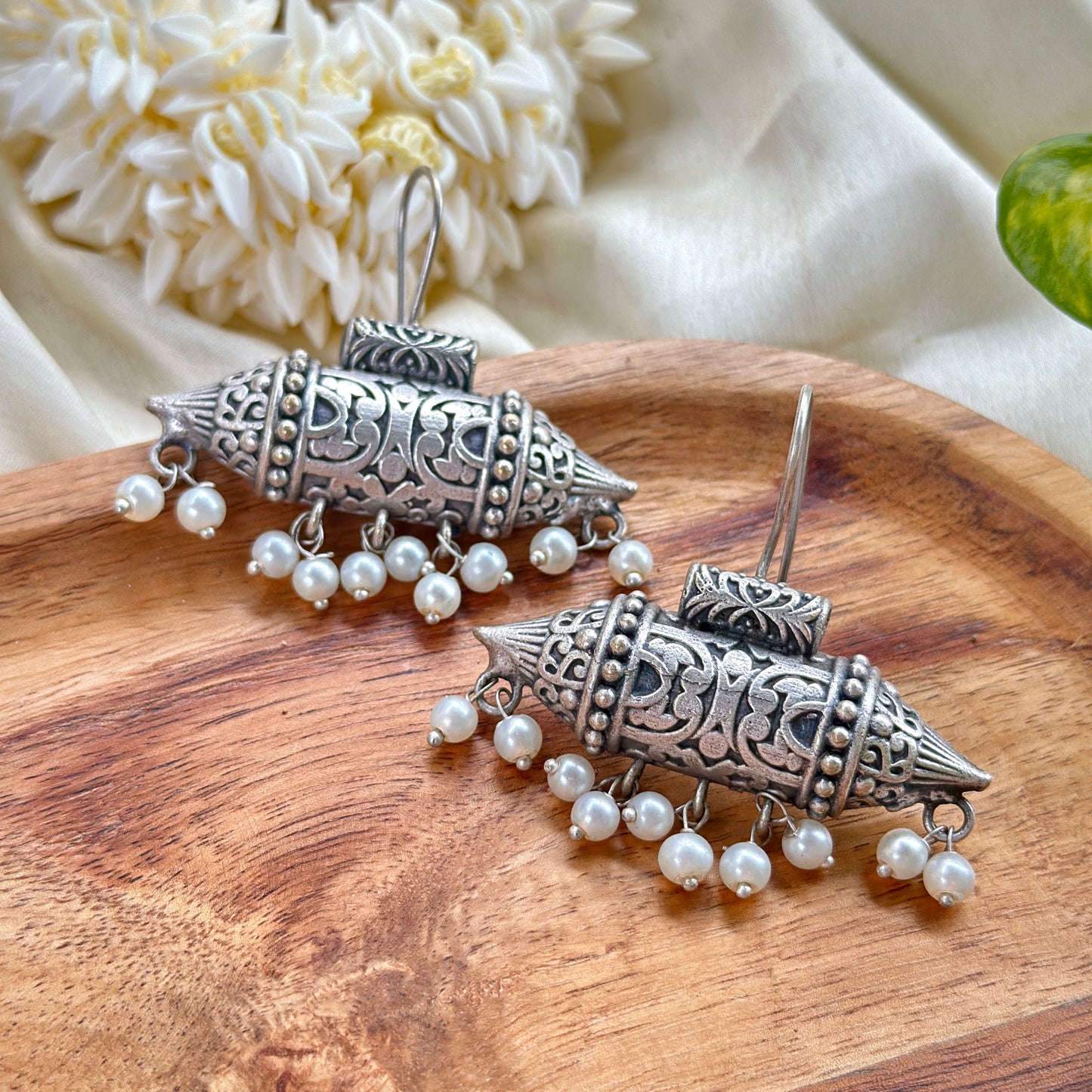 Tabiz White Pearl Hanging - Bloom - By Sushmita
