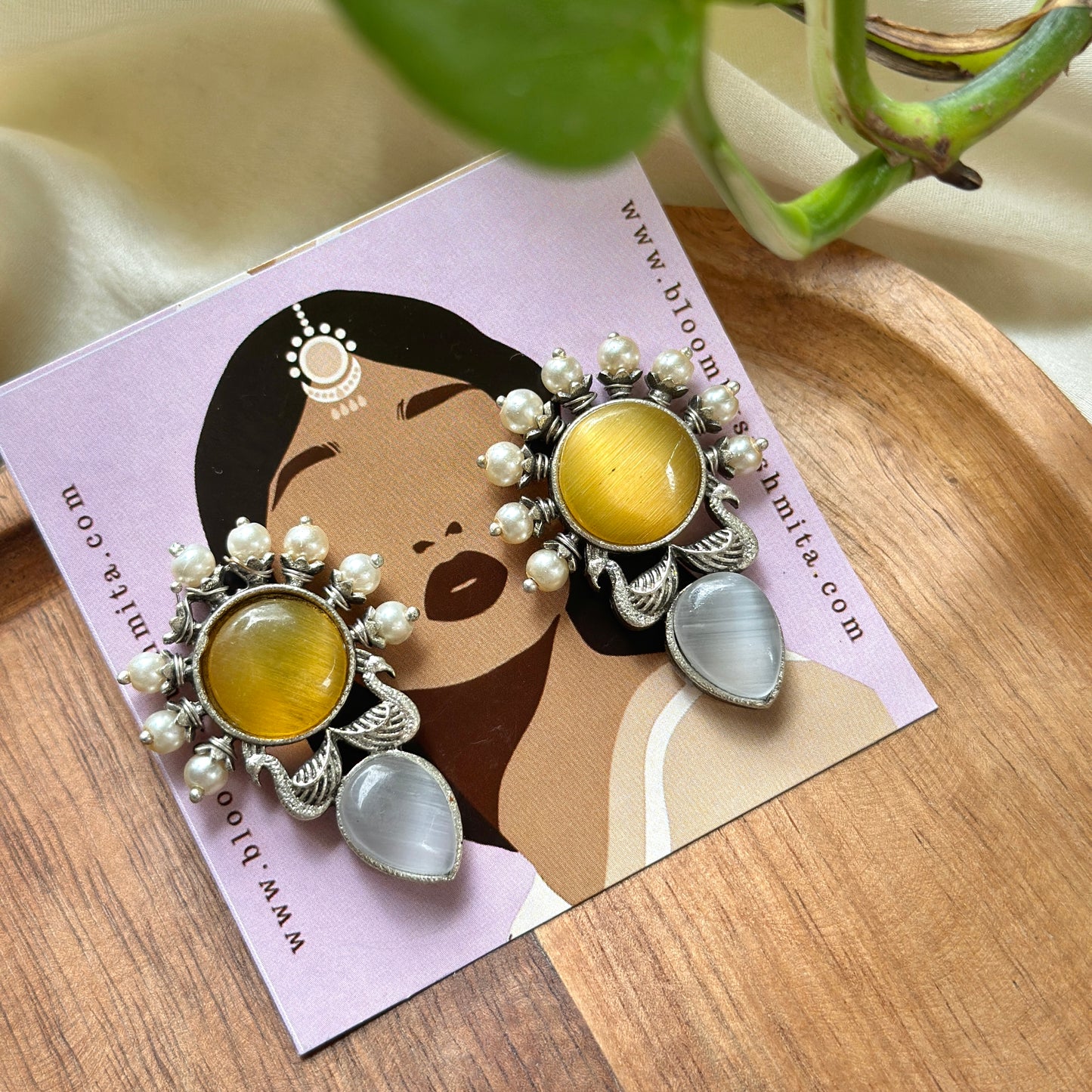 Monalisa Stone earrings - Bloom - By Sushmita