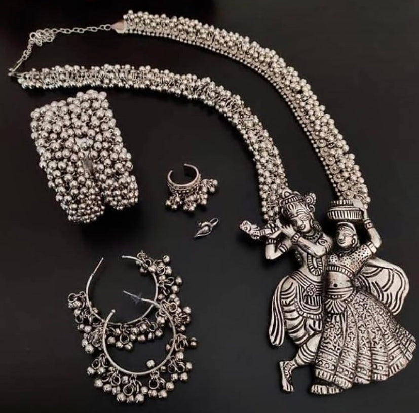 RADHA-KRISHNA 5 PIECE GIFT SET - Bloom - By Sushmita