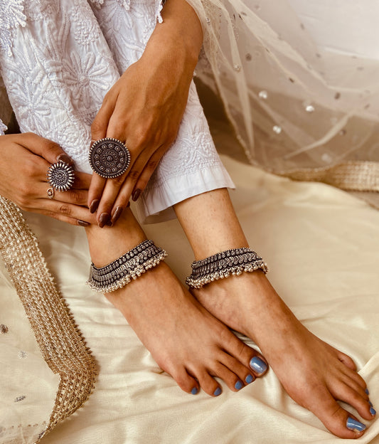 SILVER GHUNGAROO VINTAGE PAYAL / ANKLETS - Bloom - By Sushmita