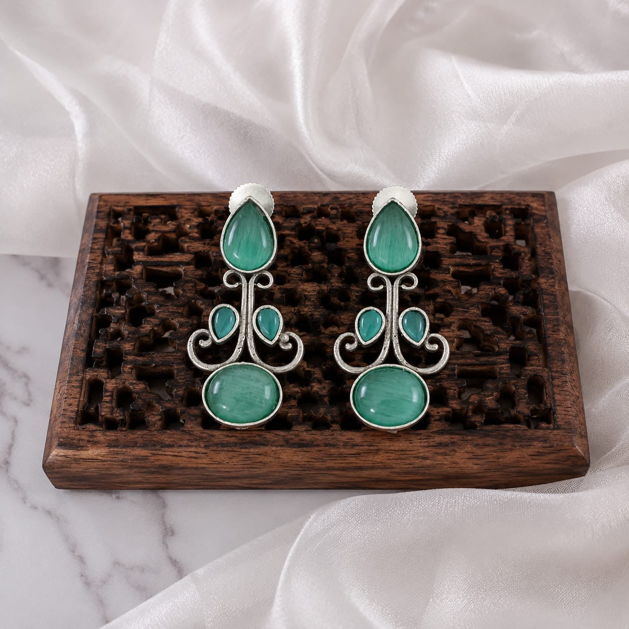 Monalisa stone Statement light-weighted  Silver Earrings