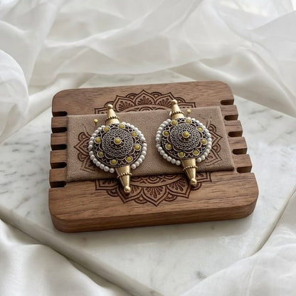 Monalisa stone Statement light-weighted  Silver Earrings