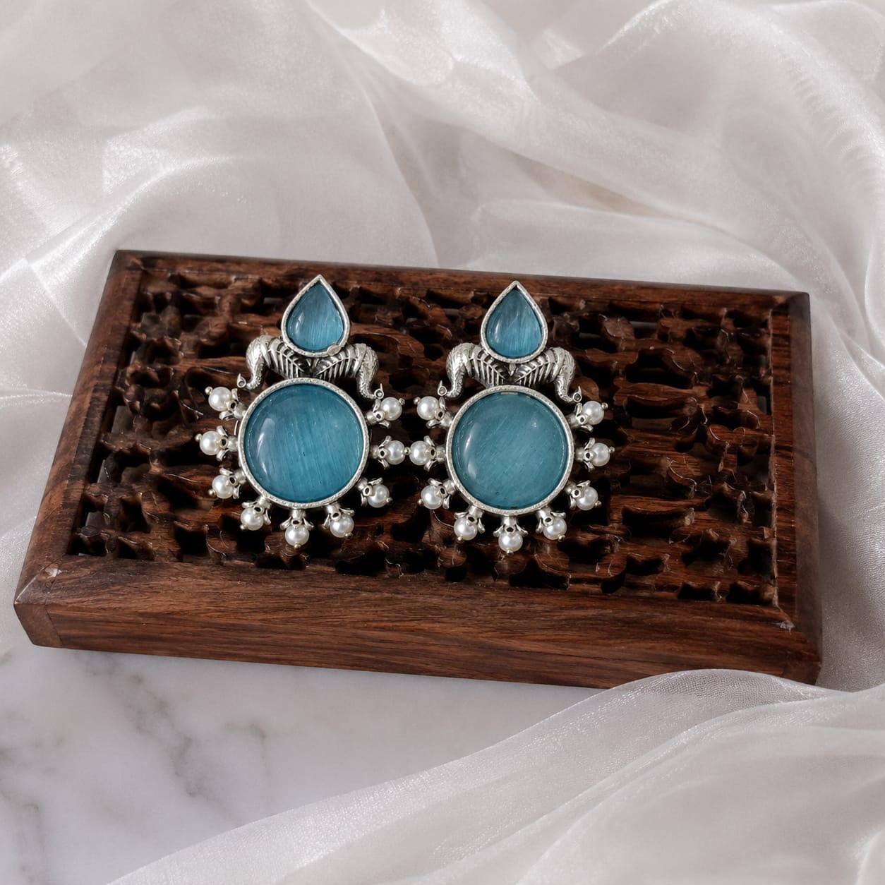 Monalisa stone Statement light-weighted  Silver Earrings