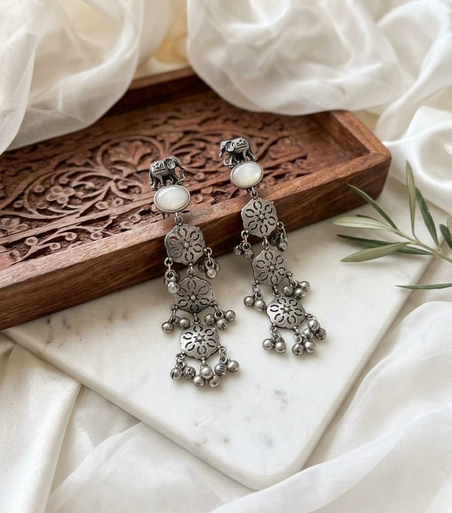 Monalisa stone Statement light-weighted  Silver Earrings