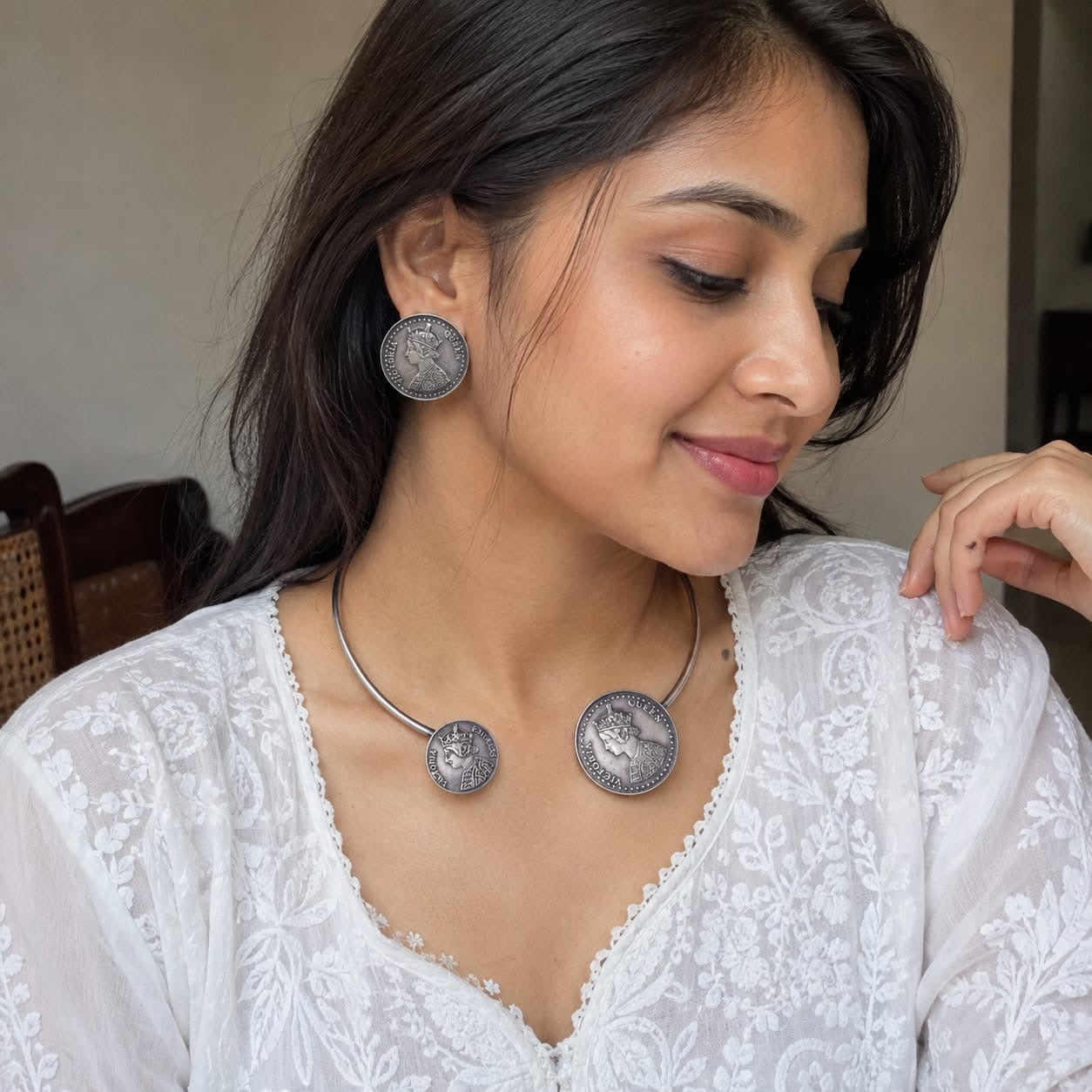 Meher statement Hasli collar Necklace with Earrings