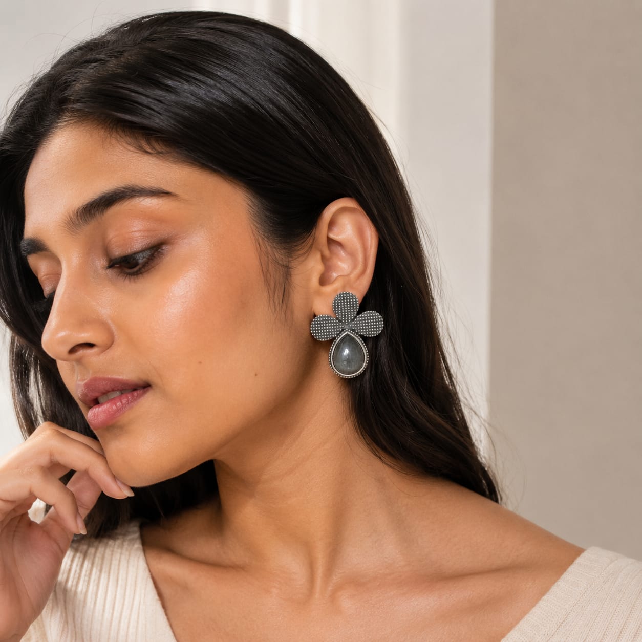 Monalisa stone Statement light-weighted  Silver Earrings