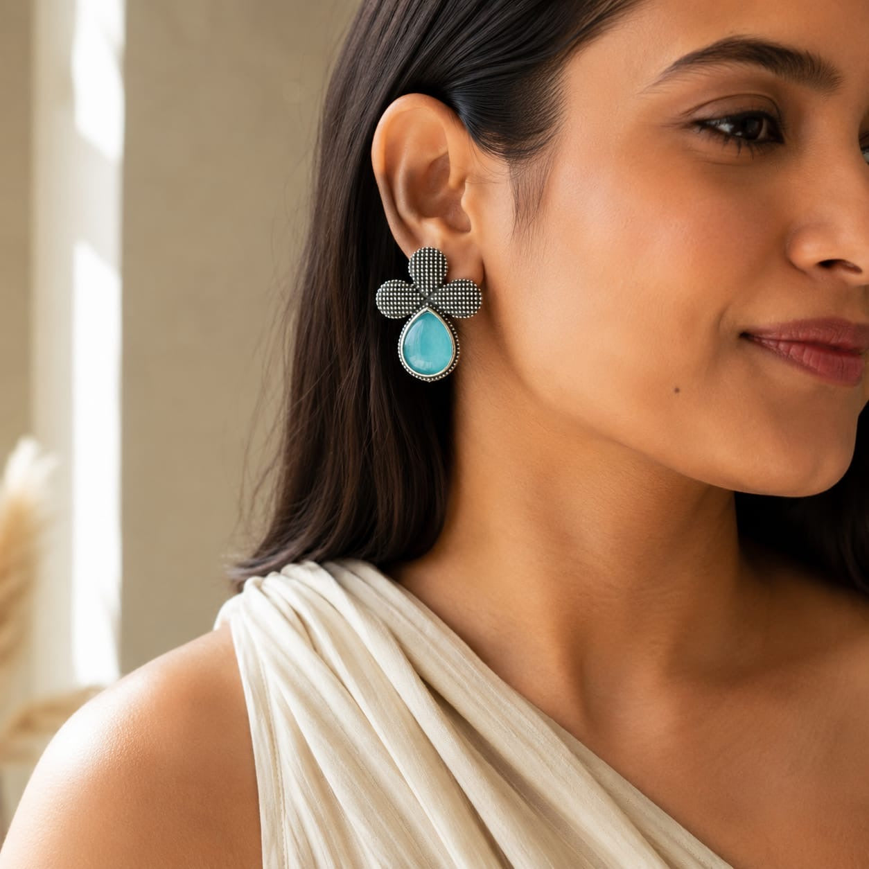 Monalisa stone Statement light-weighted  Silver Earrings