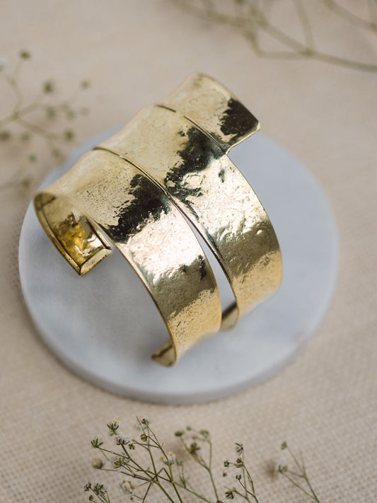 Anti tarnish golden  Statement kada / bracelet