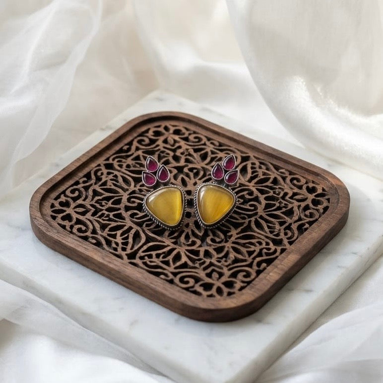 Monalisa stone Statement light-weighted  Silver Earrings