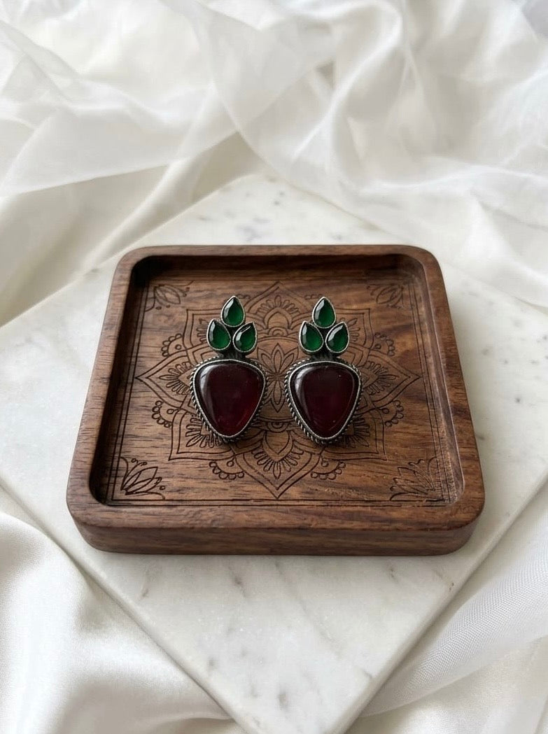 Monalisa stone Statement light-weighted  Silver Earrings