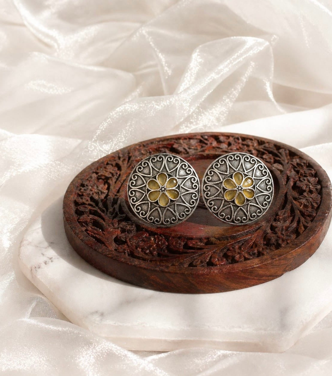 Monalisa stone Statement light-weighted  Silver Earrings