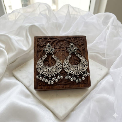 Monalisa stone Statement light-weighted  Silver Earrings