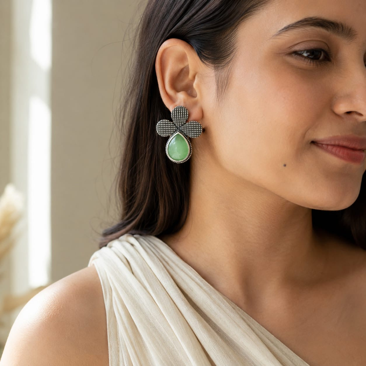 Monalisa stone Statement light-weighted  Silver Earrings