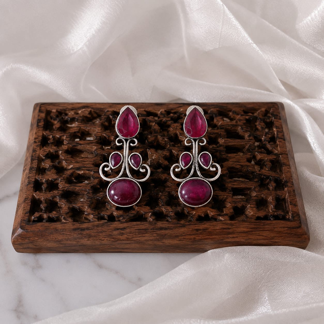 Monalisa stone Statement light-weighted  Silver Earrings