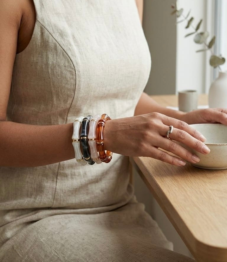 Resin retro style stackable bracelet stretchable