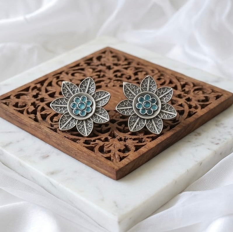 Monalisa stone Statement light-weighted  Silver Earrings