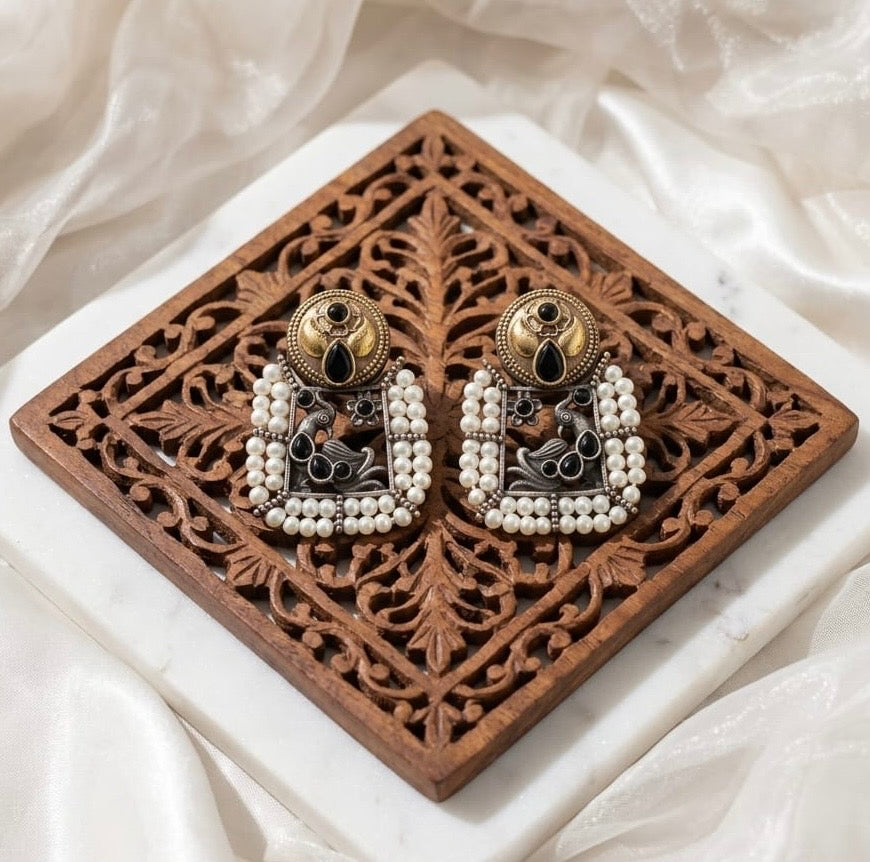 Monalisa stone Statement light-weighted  Silver Earrings