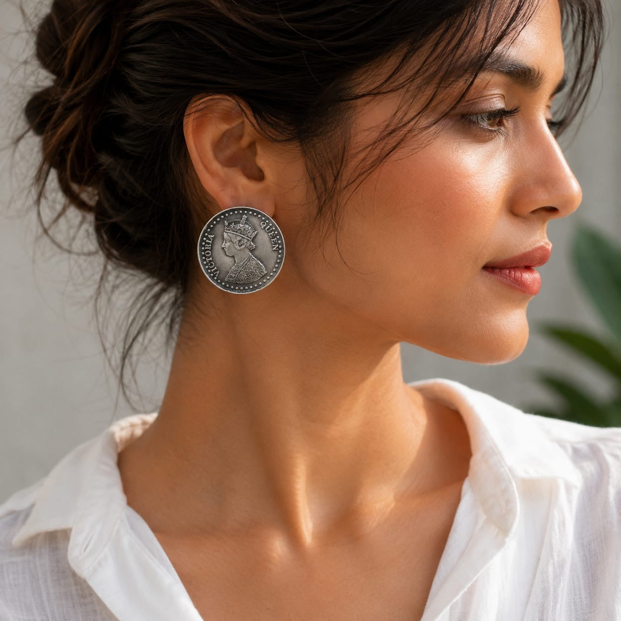 Meher statement Hasli collar Necklace with Earrings