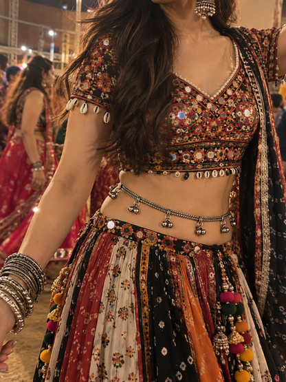 Kamarbandh / Waist Chain