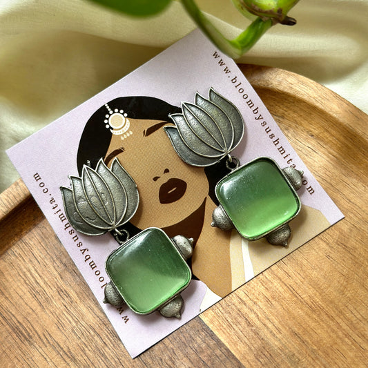 Monalisa Stone lotus Earrings