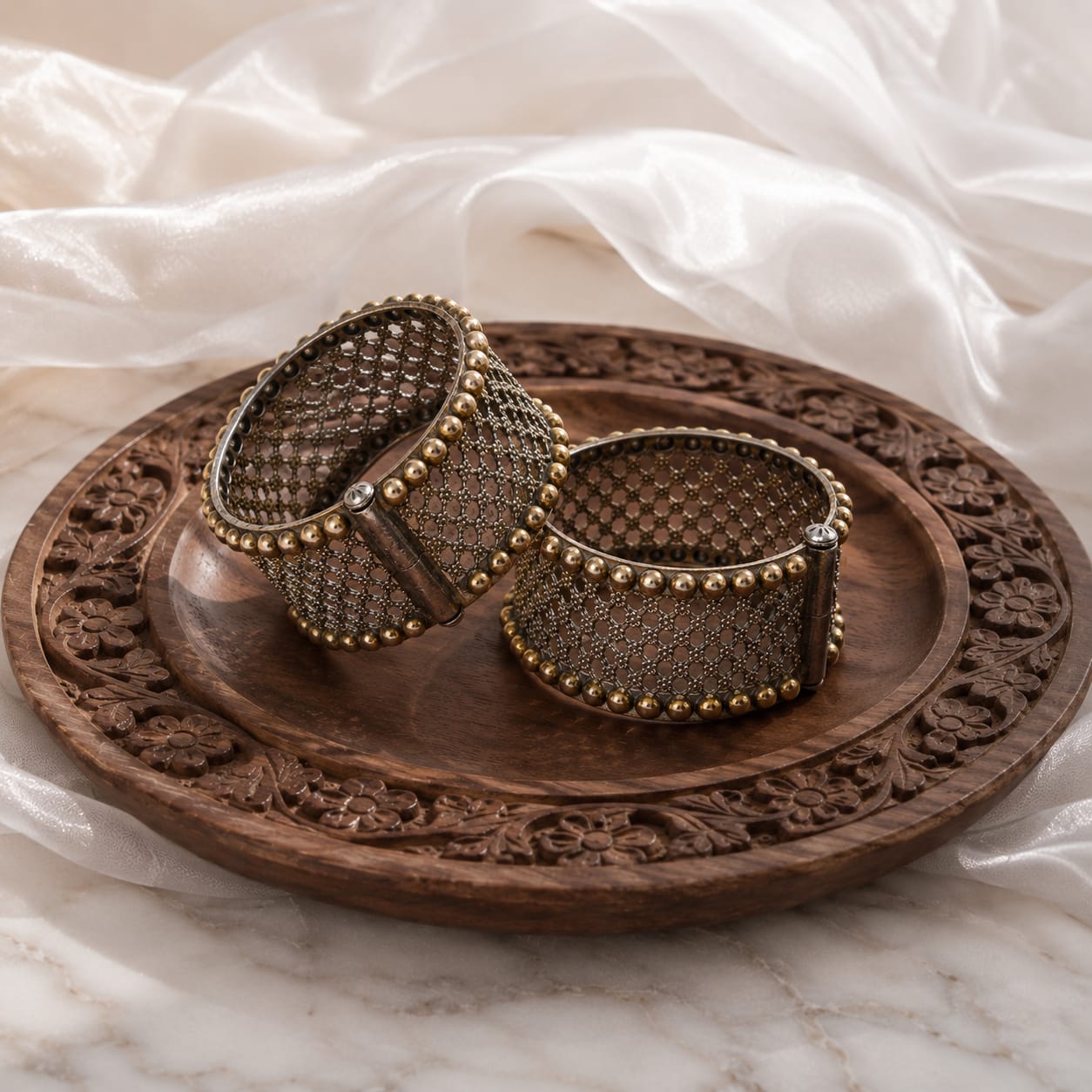 Dual tone Statement Kada Bracelet | Timeless bracelet