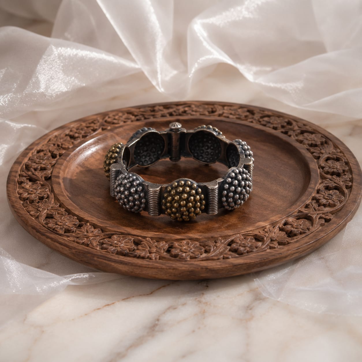 Dual tone Statement Kada Bracelet | Timeless bracelet