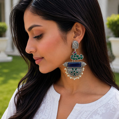 Monalisa stone Statement light-weighted chaandbaali Silver Earrings