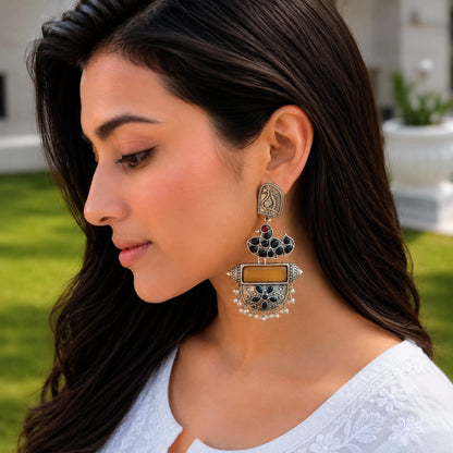 Monalisa stone Statement light-weighted chaandbaali Silver Earrings