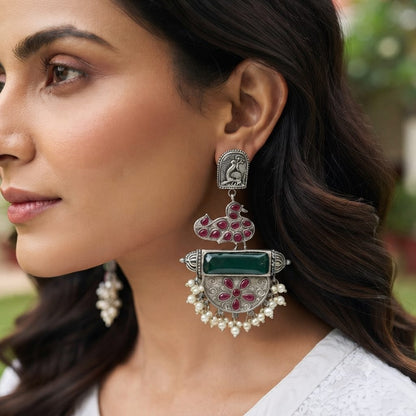 Monalisa stone Statement light-weighted chaandbaali Silver Earrings