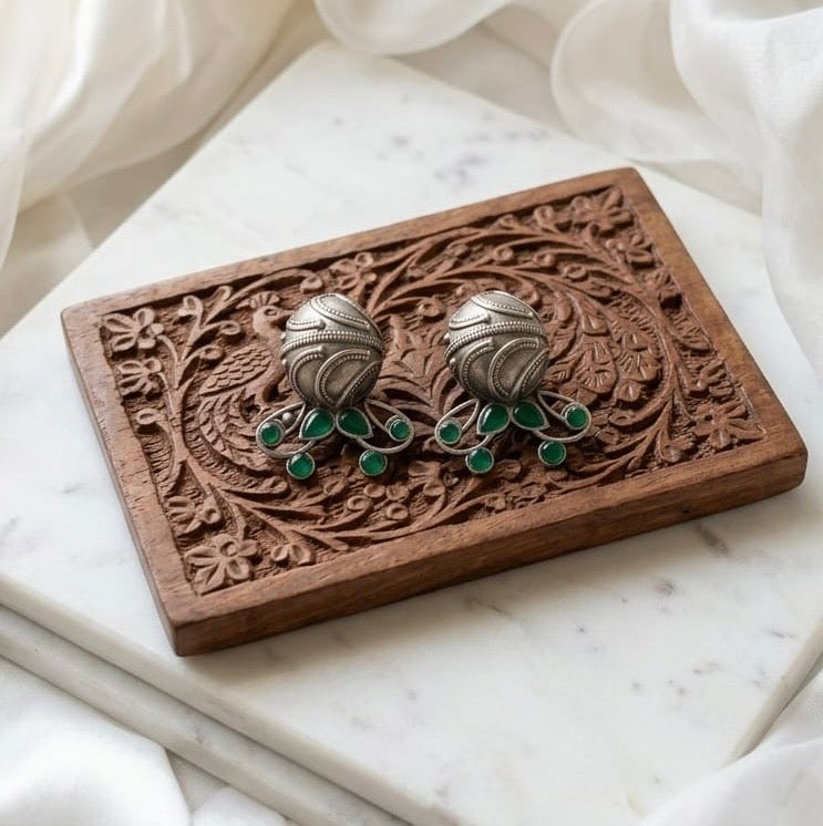 Monalisa stone Statement light-weighted  Silver Earrings