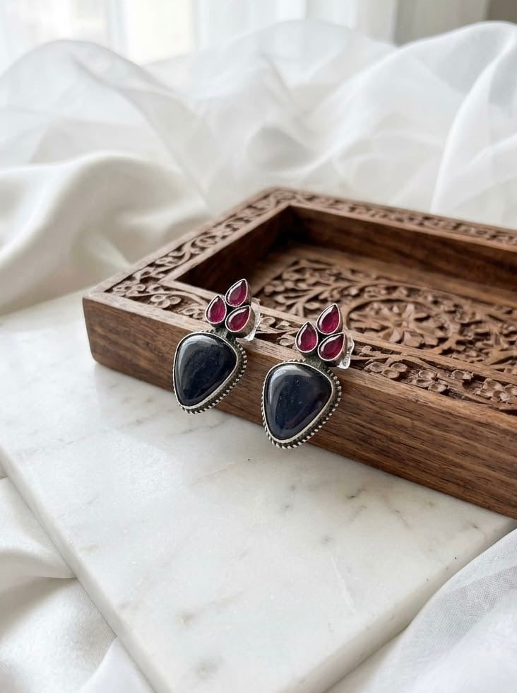 Monalisa stone Statement light-weighted  Silver Earrings