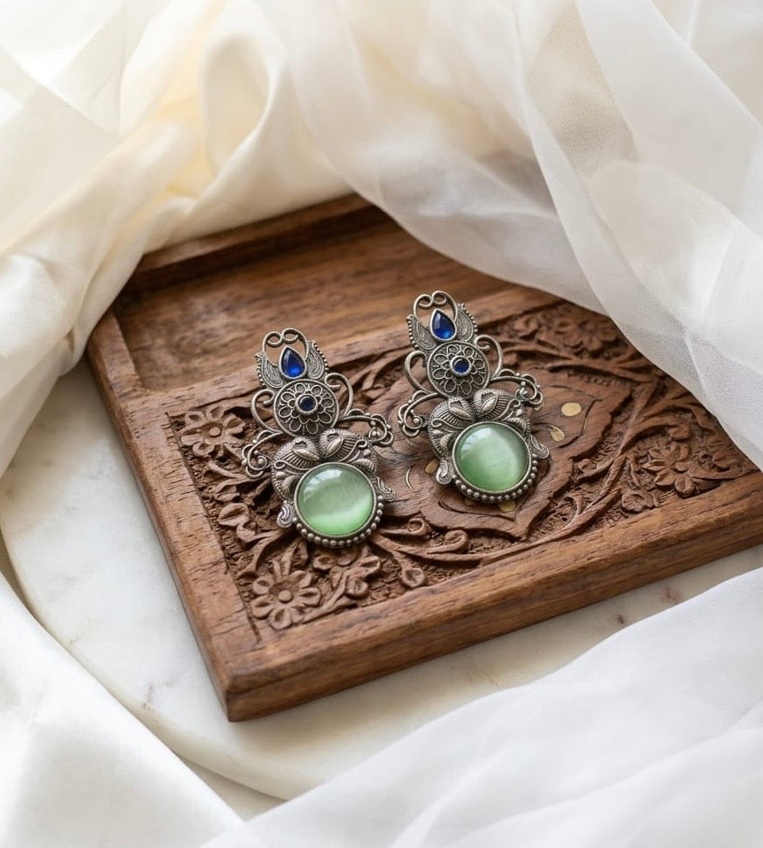 Monalisa stone Statement light-weighted  Silver Earrings