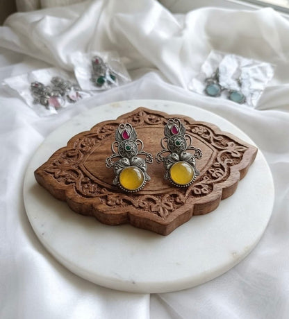 Monalisa stone Statement light-weighted  Silver Earrings