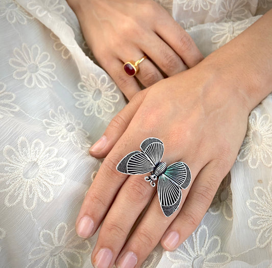 SILVER BUTTERFLY RING